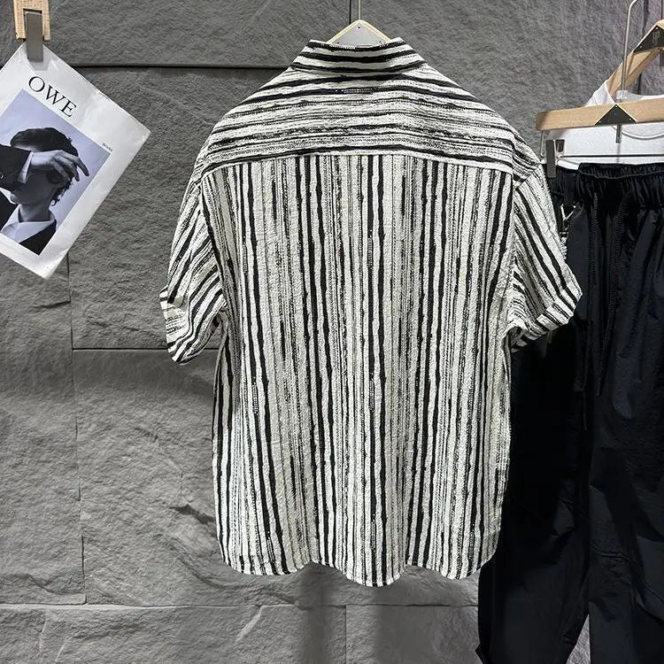 2025 Summer New Striped Shirt Short-sleeved Men's Fashion Trend Versatile and Personalized Button Cardigan Men's Clothing